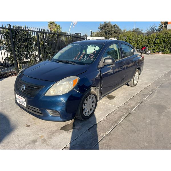 NISS VERSA 2013 T-DONATION