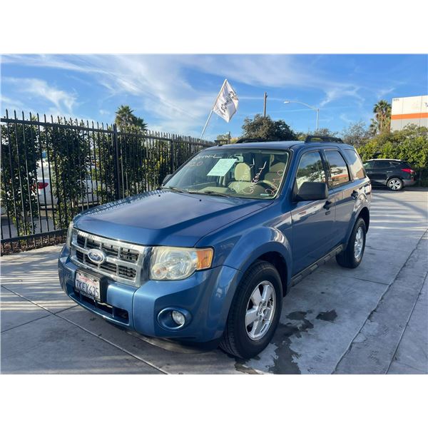 FORD ESCAPE 2010 WAIT/TITLE- SMOG