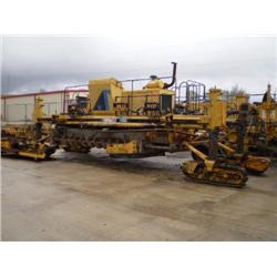 CMI SUPER 200 CRAWLER SLIPFORM PAVER, s/n 84-128: