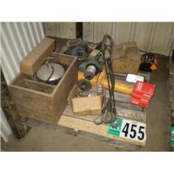 PALLET CONSISTING OF MISC PARTS