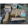 Image 1 : PALLET OF GRADE STAKES & SNAP TIES