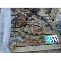 PALLET OF CAT 963B SPROCKET SEGMENTS & ROLLER