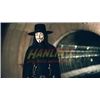 Image 4 : V for Vendetta (2005) - V (Hugo Weaving) Dagger