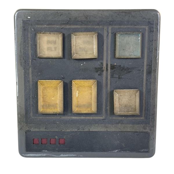 Battlestar Galactica (2004 - 2009) - Galactica Light-Up Display Panel