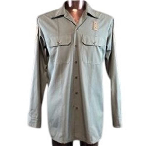 Wayward Pines (2015–2016) - Terrence Howard "Sheriff Pope" Police Shirt + Autograph