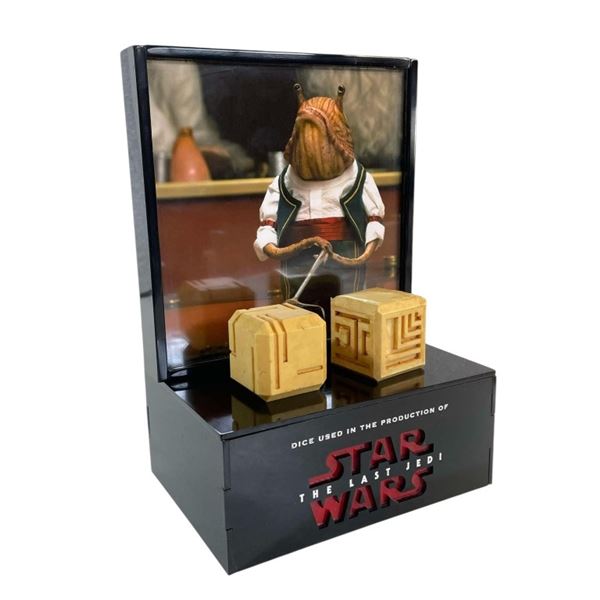 Star Wars: The Last Jedi (2017) - Canto Bight Casino Set of Dice With Custom Display