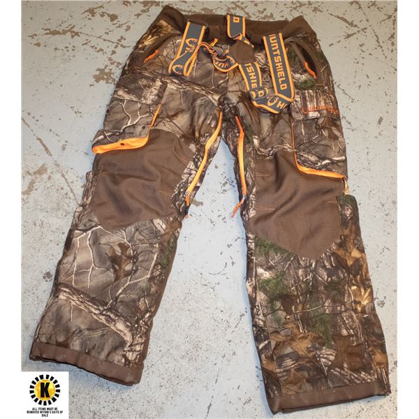 LARGE WOODS HUNTER PANT COVERS