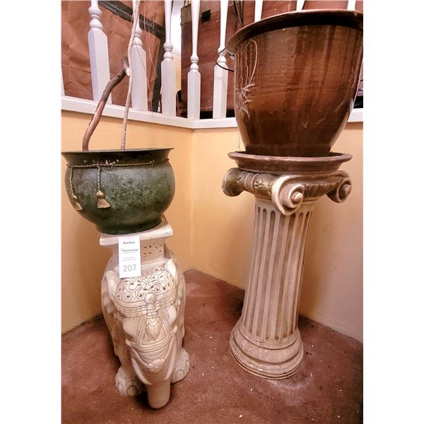 Ceramic pedestals, planters A