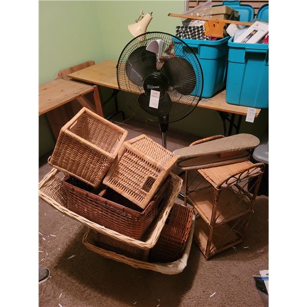 Fan & Baskets B