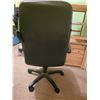 Image 6 : Samsung TV & Office Chair C