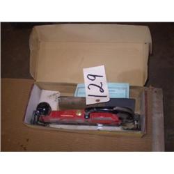 STRAIGHT LINE PISTON SANDER