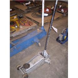 WALKER 2.5 TON HYD FLOOR JACK, s/n N/A: