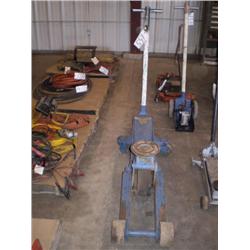 WALKER 10 TON HYD FLOOR JACK, s/n N/A: