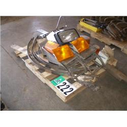 QUANTITY OF MIRROWS & AMBER CAUTION LIGHTS