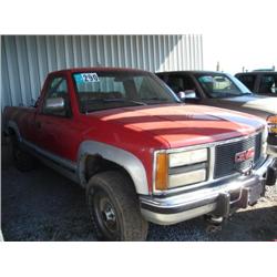 GMC 2500 4WD PICKUP, s/n 1GTGK24F0NE532748: