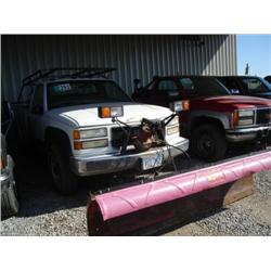 GMC 3500 SL 4WD UTILITY TRUCK, s/n 1GTHK34R1XR517580: