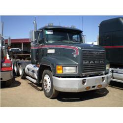 MACK CH613 TRI AXLE TRUCK TRACTOR, s/n 1M1AA14Y0SW046645: