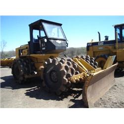 MUELLER TC18 PADFOOT COMPACTOR, s/n 205049190: