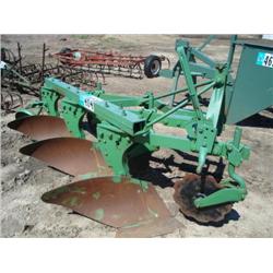 JOHN DEERE 3-16in. BOTTOM PLOW, s/n N/A: