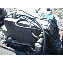 75 GALLON PICKUP FUEL TANK W/12 VOLT ELECTRIC PUMP