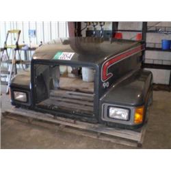 MACK CH613 HOOD
