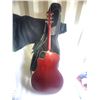 Image 8 : Yamaha Acoustic Electric Guitar & Case 10 A