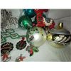 Image 18 : Vintage Christmas Ornaments A