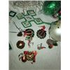 Image 20 : Vintage Christmas Ornaments A