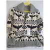 Image 1 : Cowhichan Sweater A