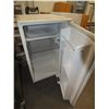 Image 2 : Kenmore Mini Fridge