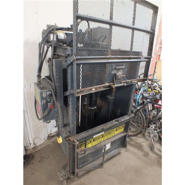 Value-Line Electric Bailing Press