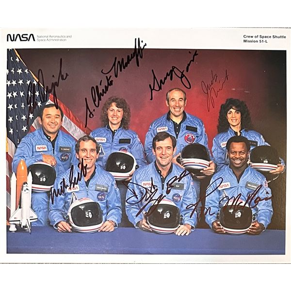 Challenger Autographed 8X10 All 7 Astronauts