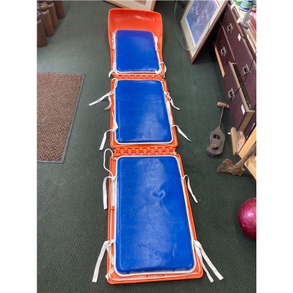 FOLDING TOBOGGAN/RESCUE SLED