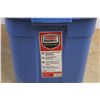 Image 4 : * Rubbermaid Roughneck Tote with Lid 24'' x 16''