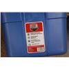 Image 6 : *Rubbermaid Roughneck Tote with Lid 24'' x 16'' and Plastic Crate