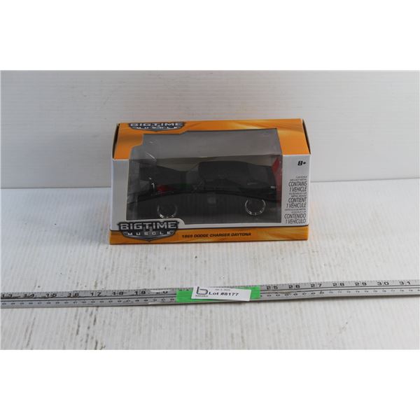 Big Time Muscle Die Cast 1961 Dodge Charger Daytona Car Toy