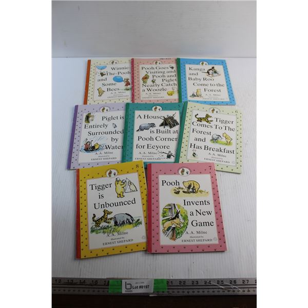 (8) Pooh & Piglet Books