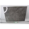 Image 1 : Grey Ceramic Tile- 17.5'' x 23''