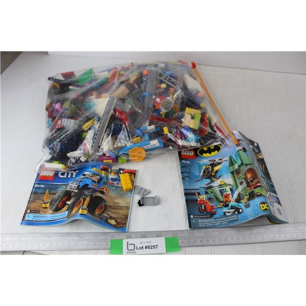 Lot of Lego Pieces & Parts & Booklets (14 1/2" x 11 1/2" Zip-Lock - Bag)