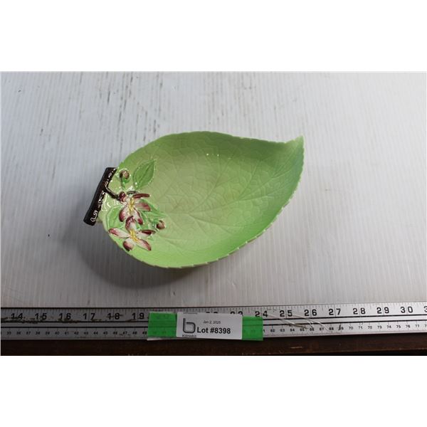 Porcelain Carelonware Leaf Candy Dish