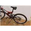 Image 2 : **Triumph Men's 6-Speed Bike 24 Inch Wheels