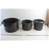 Image 1 : (2) Graniteware Pots and a Strainer Insert