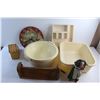 Image 6 : Wall Clock, Knife Holder, Cutlery Tray, Plastic Bowls and Misc.