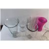 Image 4 : (8) Glass Vases