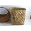 Image 3 : (2) Wicker Baskets