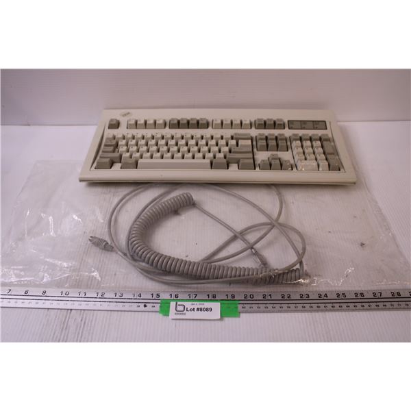 IBM Model M Mechanical Keyboard (1992) w/Cord