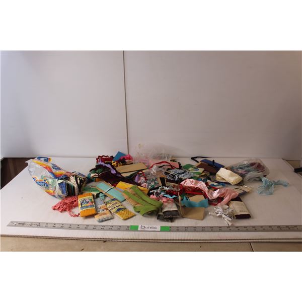 Seam Binding/Fold Tape Lot