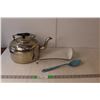 Image 1 : Large Kettle, (2) Enamel Ladles