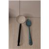 Image 3 : Large Kettle, (2) Enamel Ladles