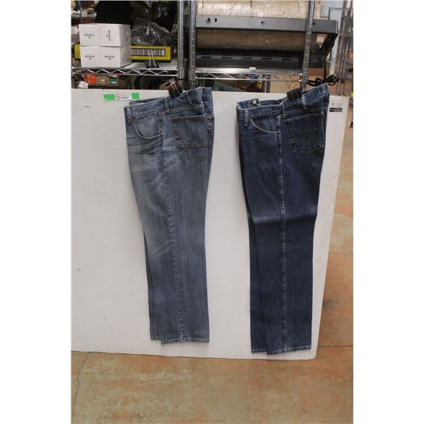 (2) Jeans - Size XXL